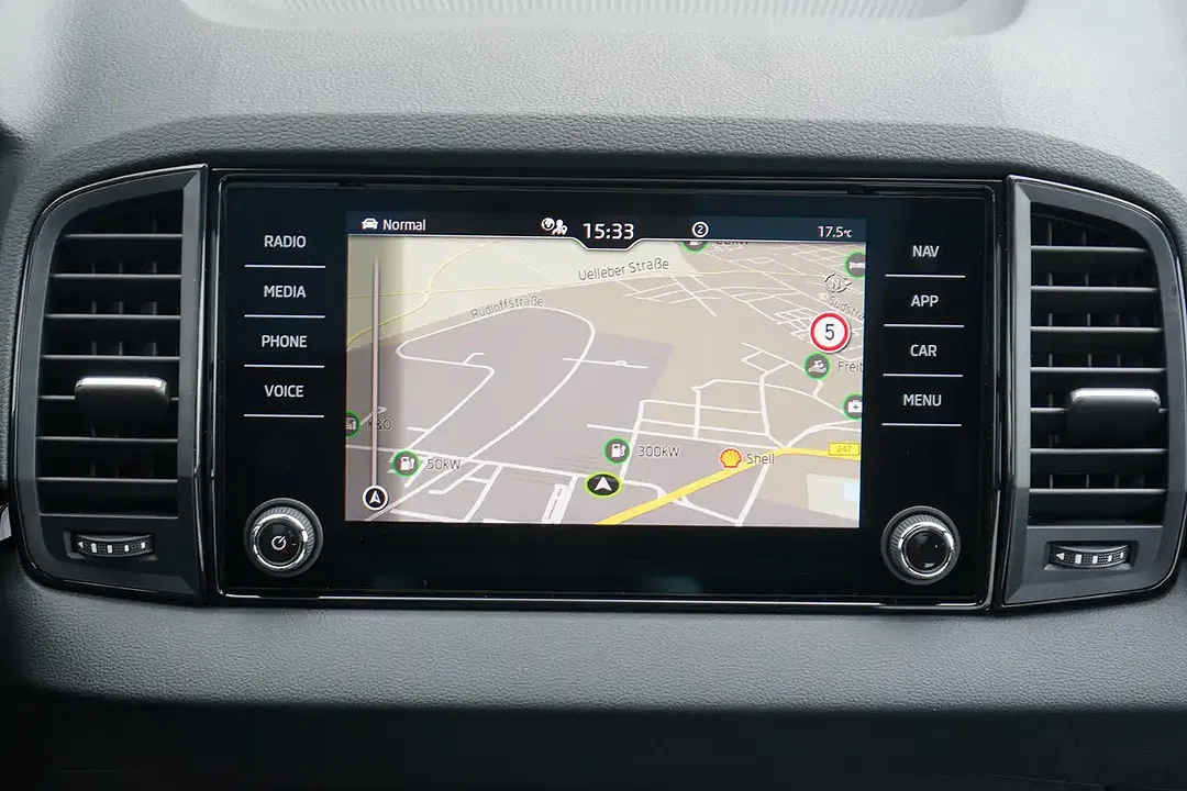 Skoda Karoq - Thumbnail 8