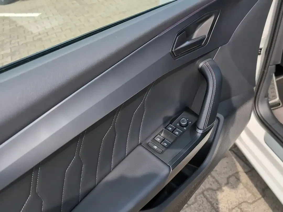 CUPRA Leon - Thumbnail 10