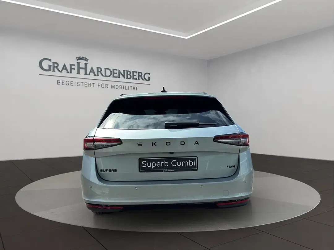 Skoda Superb - Thumbnail 5