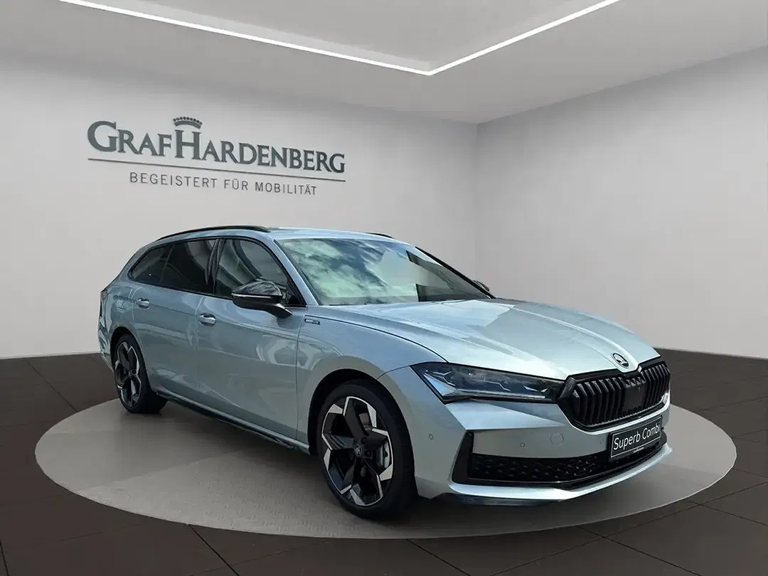 Skoda Superb - Thumbnail 8