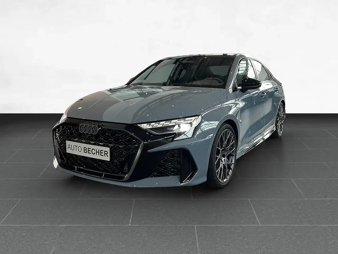 Audi RS3 - Thumbnail 1