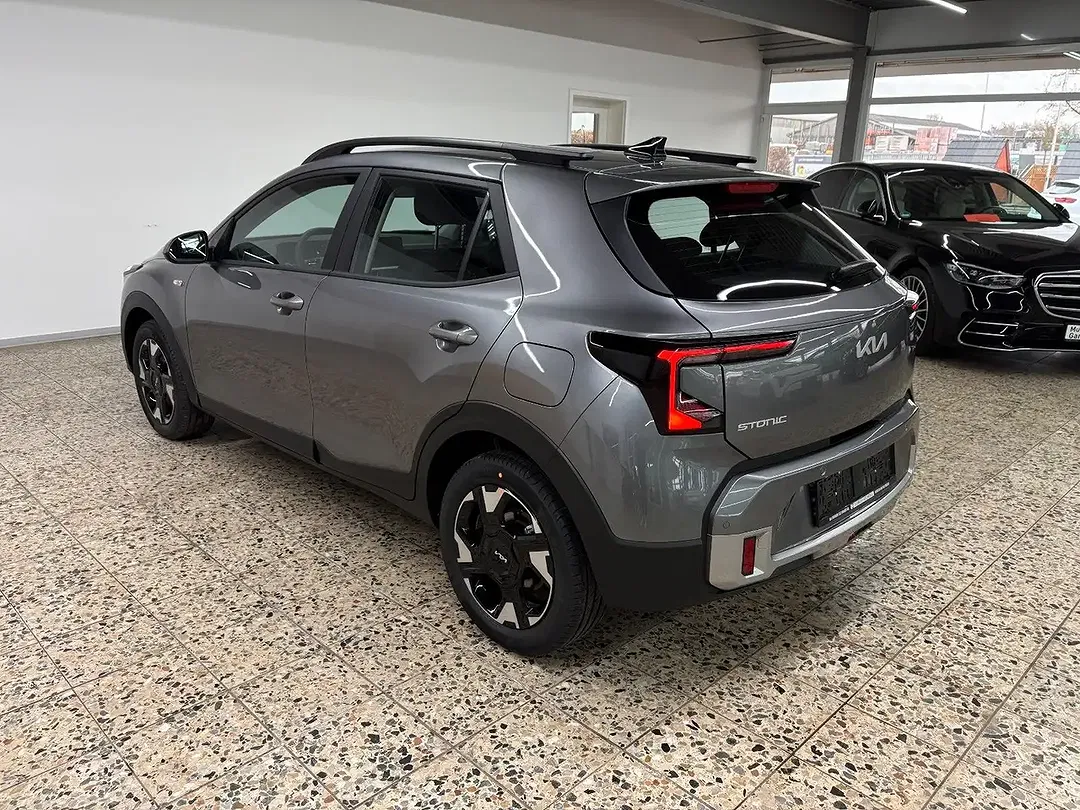 Kia Stonic - Thumbnail 6