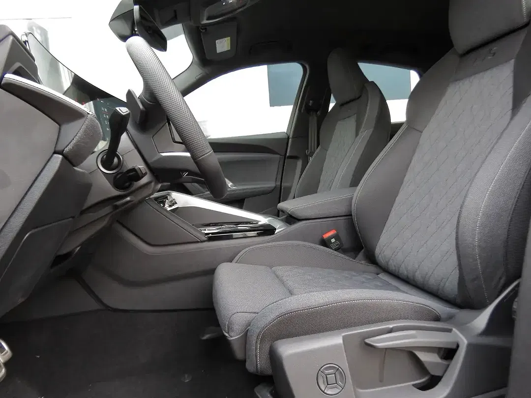Audi Q5 - Thumbnail 3
