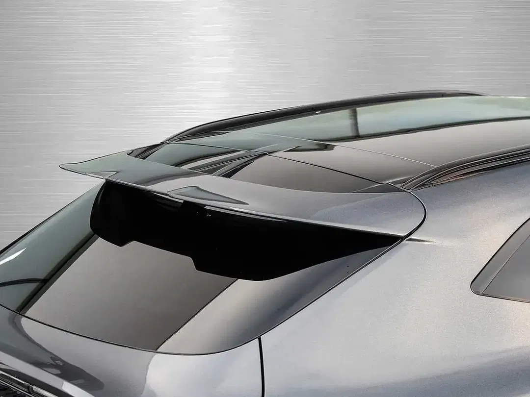 Aston Martin DBX - Thumbnail 14