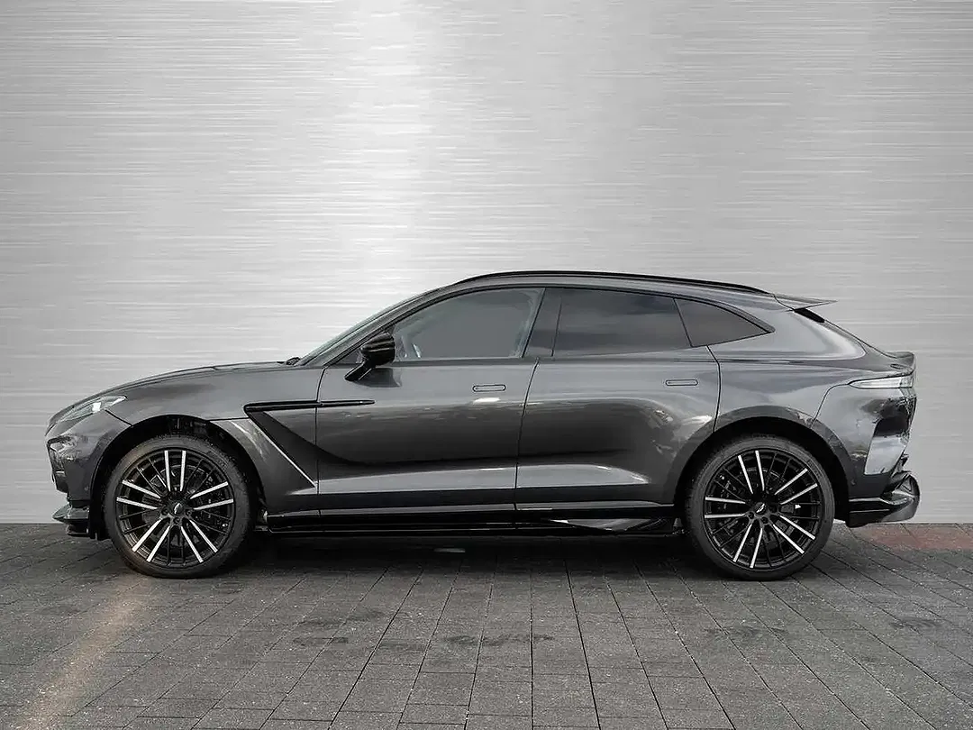 Aston Martin DBX - Thumbnail 7