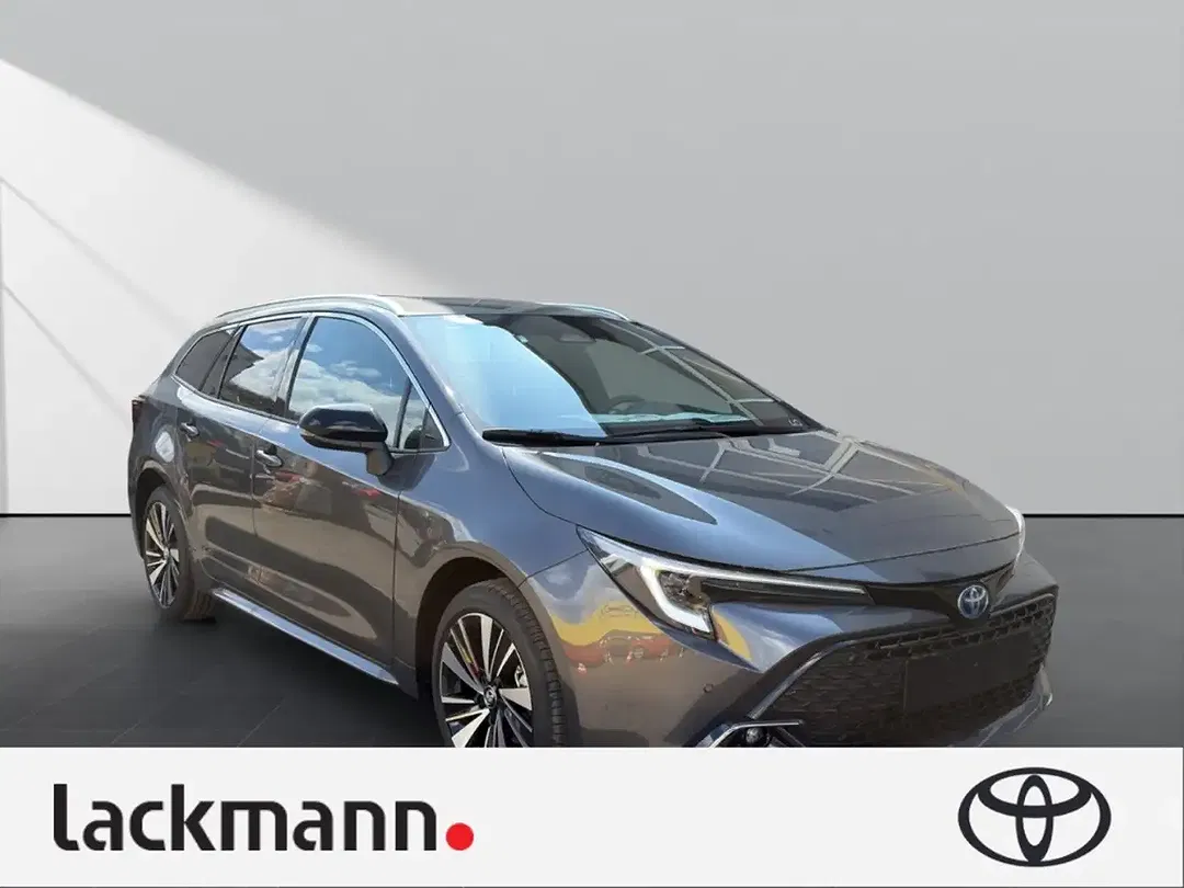 Toyota Corolla - Thumbnail 1