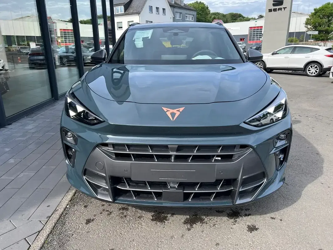 CUPRA Terramar - Thumbnail 2