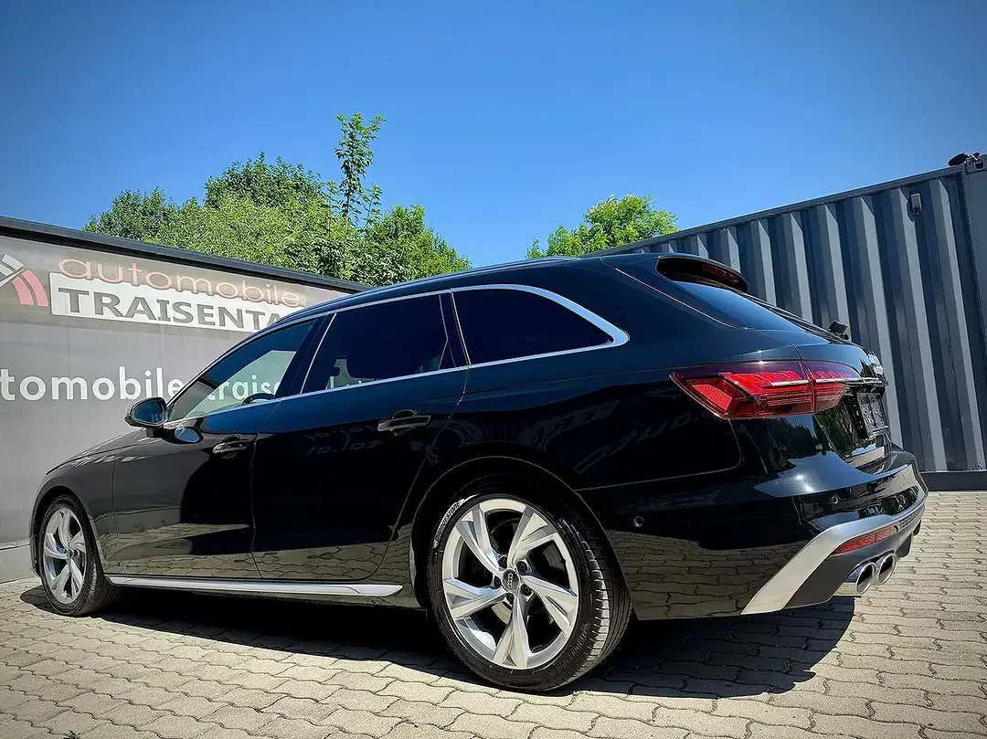 Audi S4 - Thumbnail 4