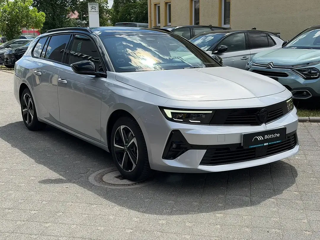 Opel Astra - Thumbnail 5