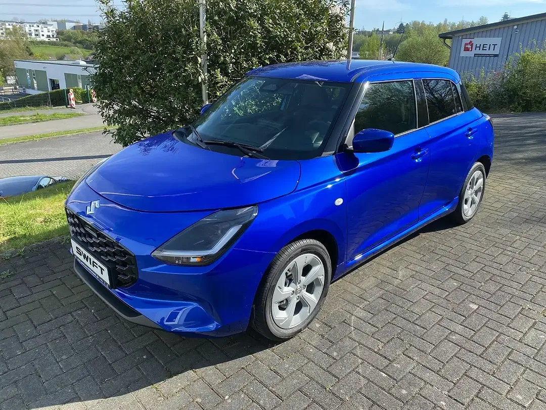 Suzuki Swift - Thumbnail 1