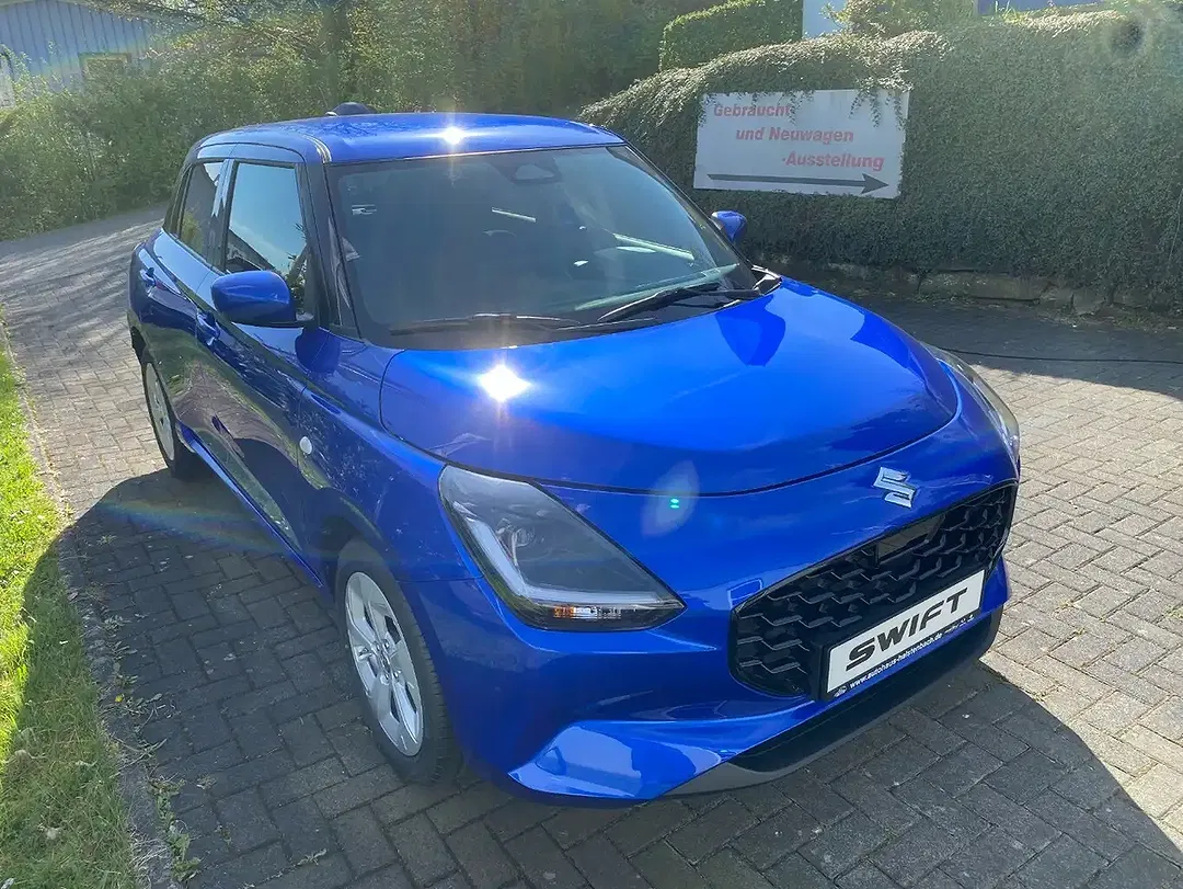 Suzuki Swift - Thumbnail 4