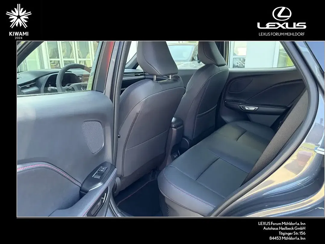 Lexus LBX - Thumbnail 10