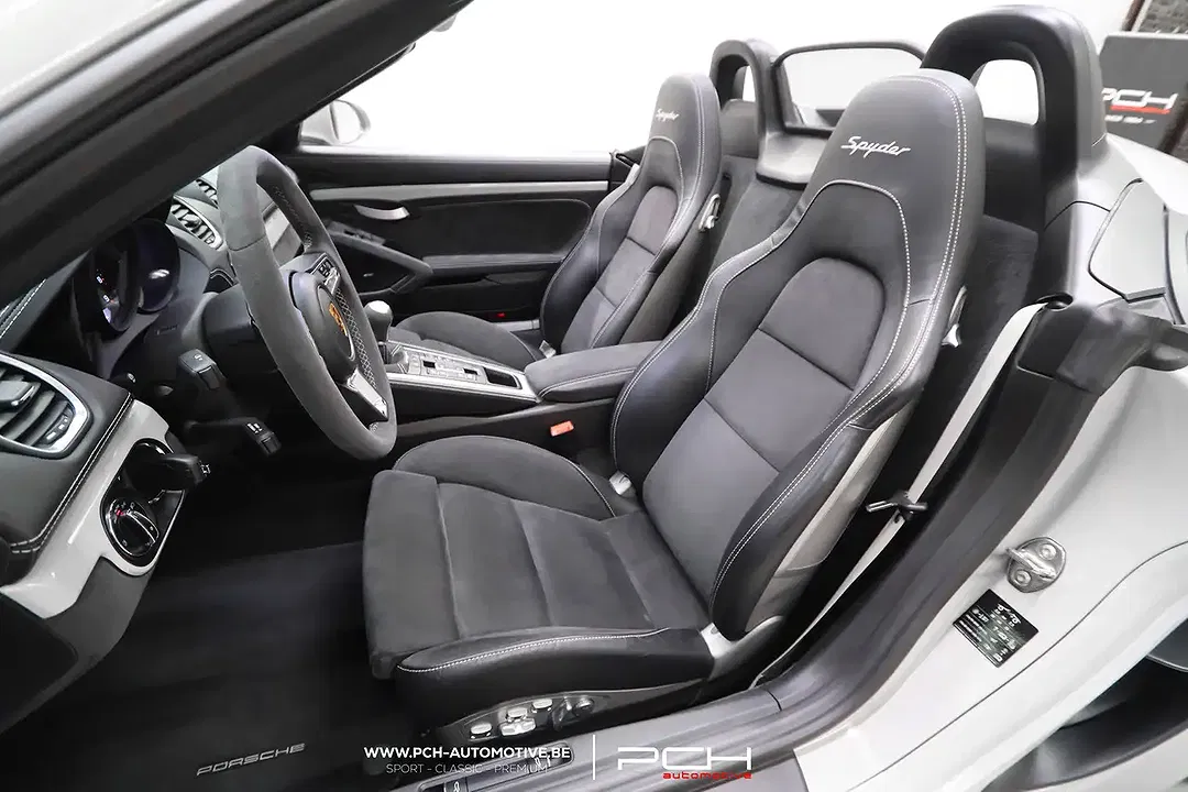 Porsche 718 Spyder - Thumbnail 10