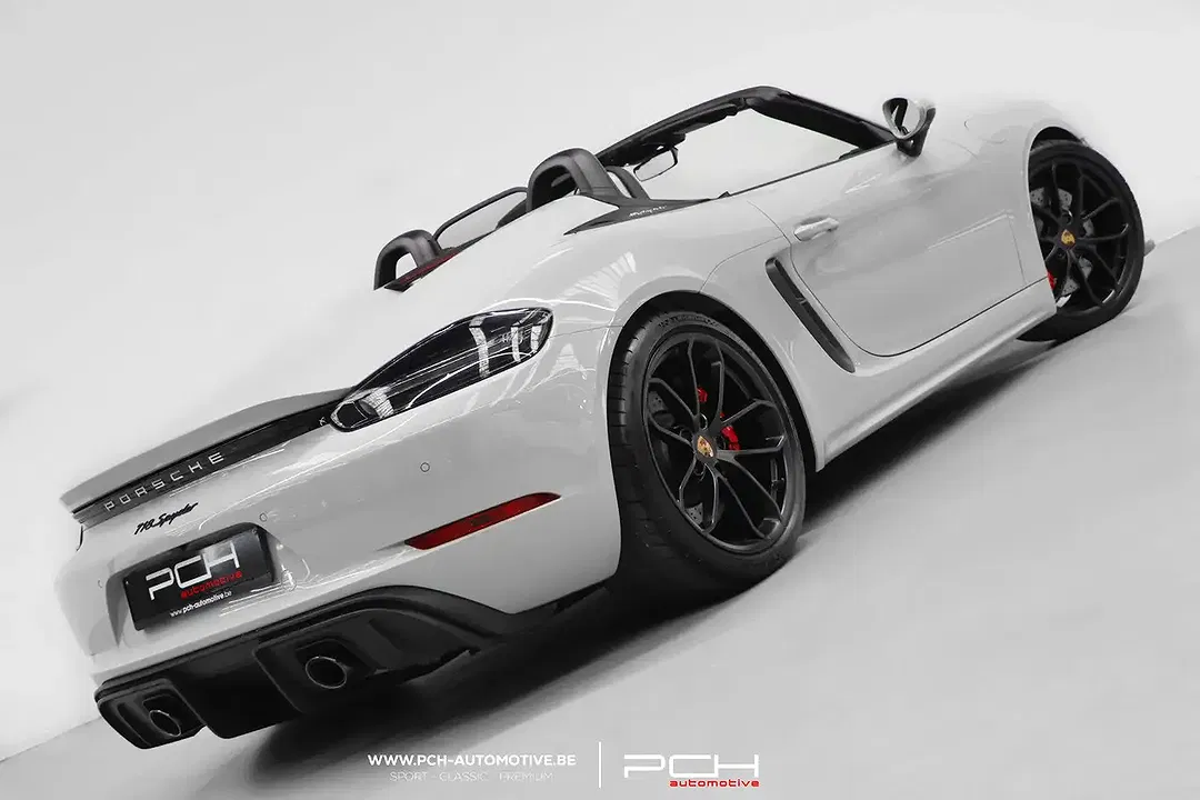 Porsche 718 Spyder - Thumbnail 2