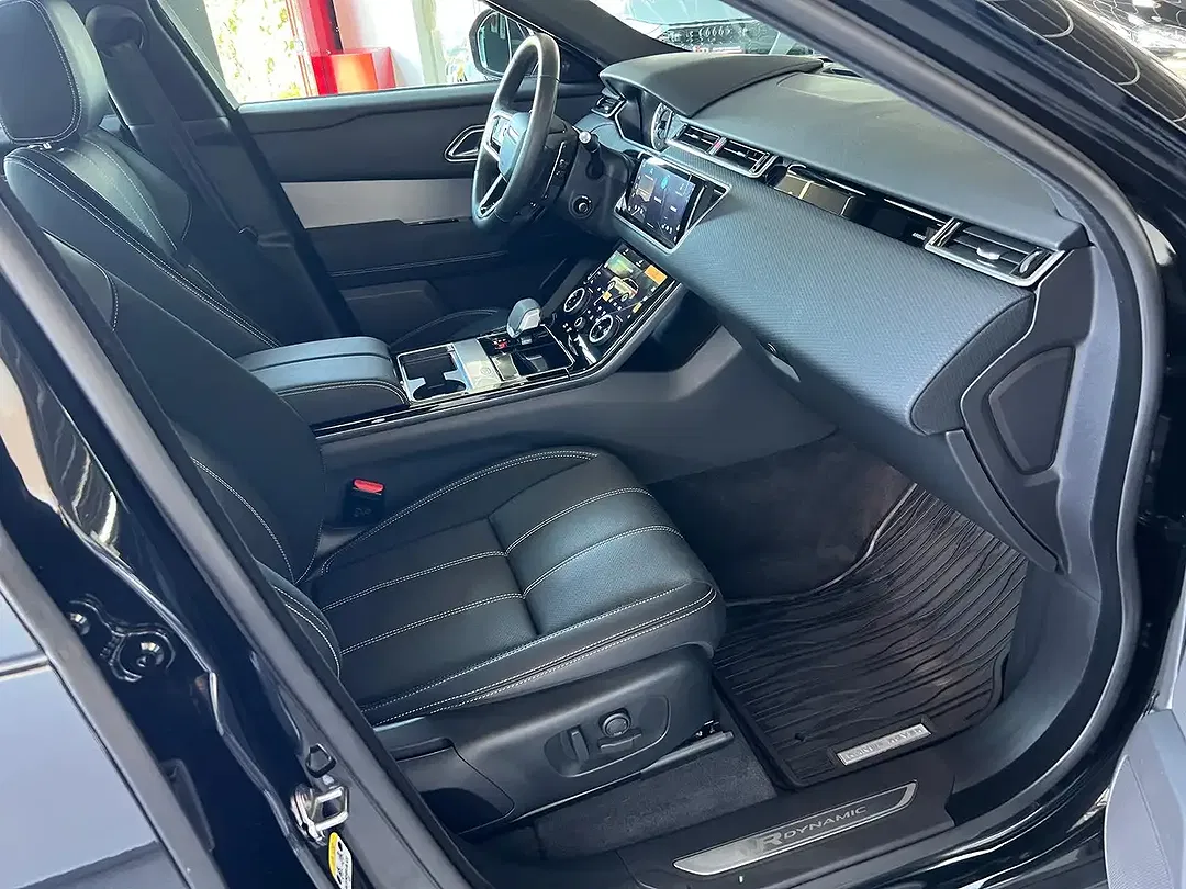 Land Rover Range Rover Velar - Thumbnail 10