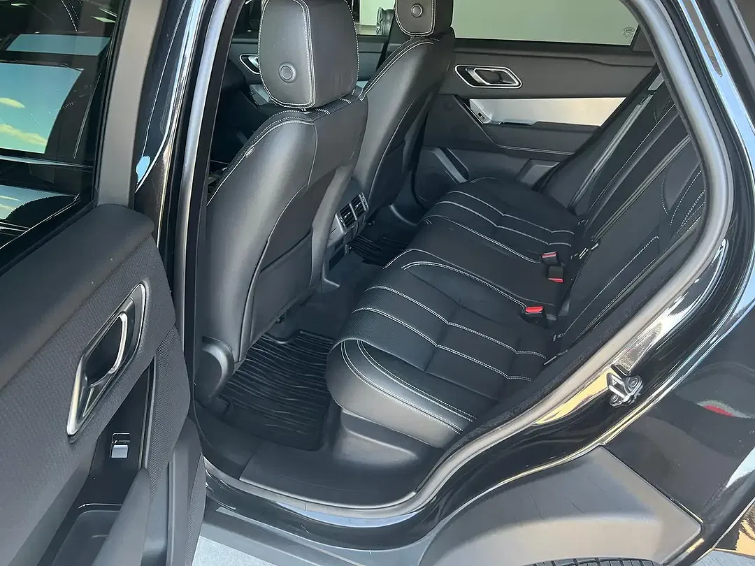 Land Rover Range Rover Velar - Thumbnail 13