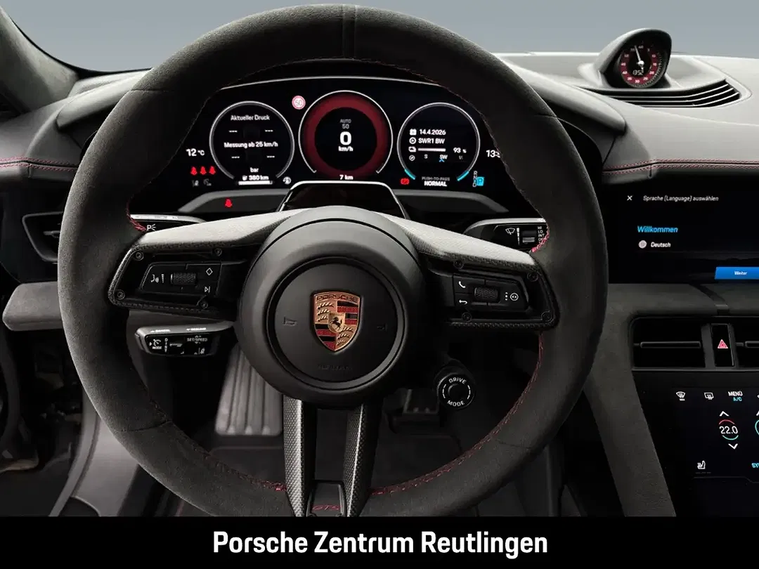 Porsche Taycan - Thumbnail 10
