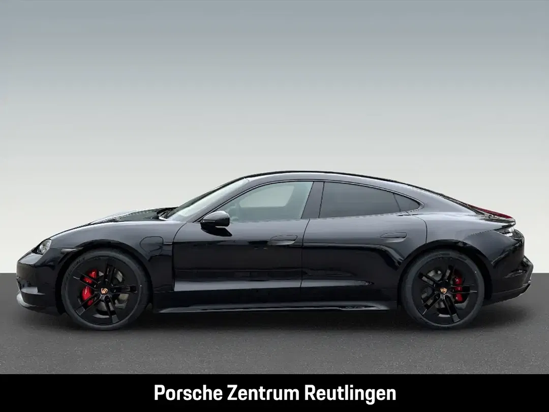Porsche Taycan - Thumbnail 2