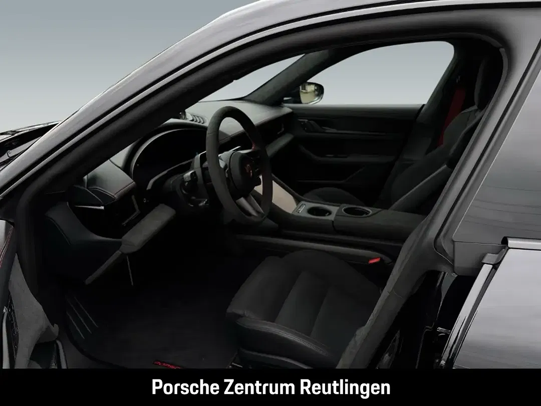 Porsche Taycan - Thumbnail 8