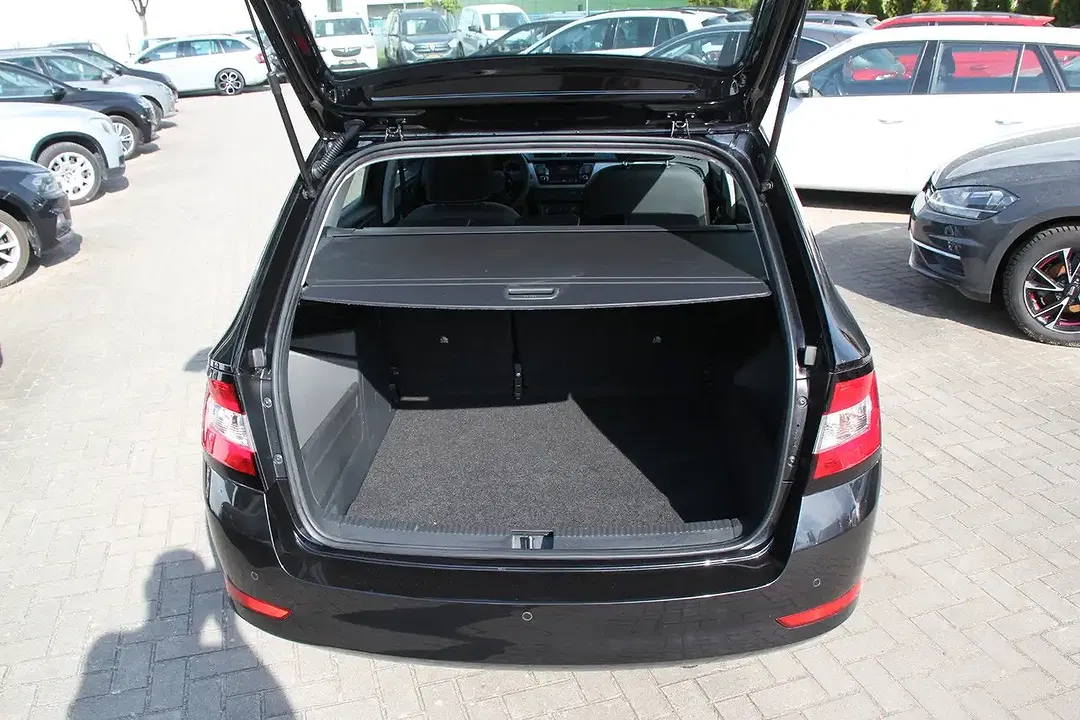 Skoda Fabia - Thumbnail 10