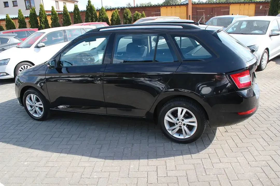 Skoda Fabia - Thumbnail 12