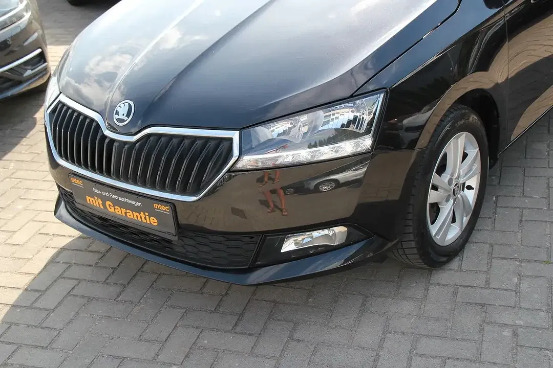 Skoda Fabia - Thumbnail 4