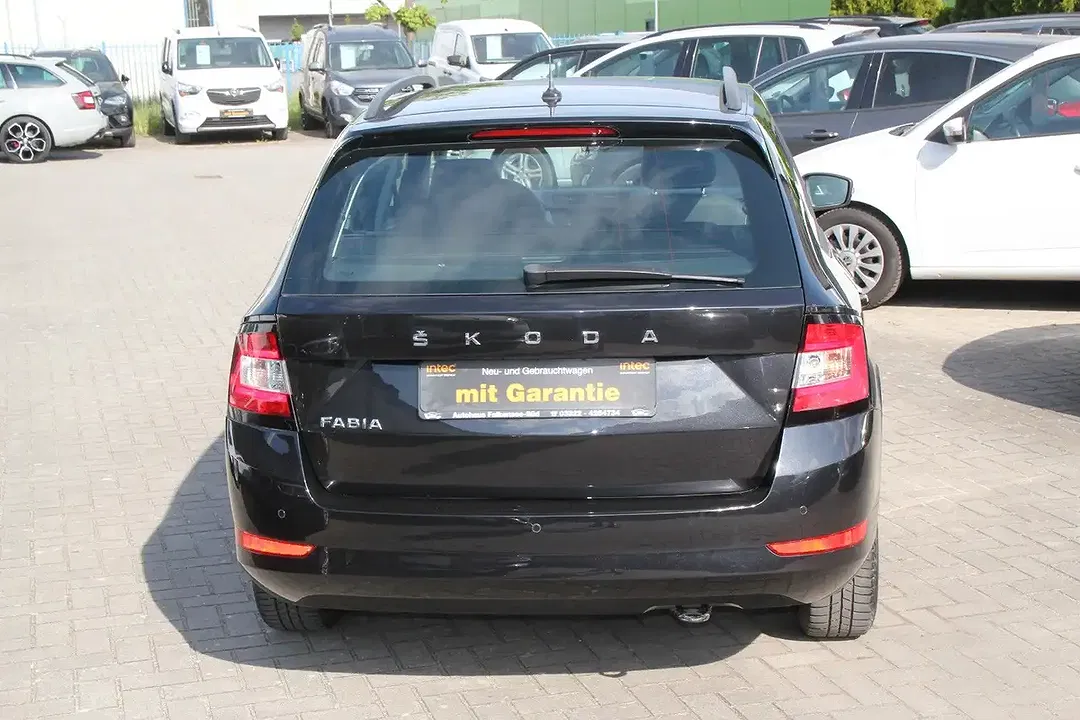Skoda Fabia - Thumbnail 9