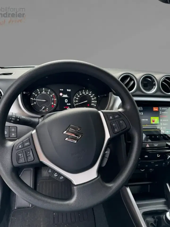 Suzuki Vitara - Thumbnail 7