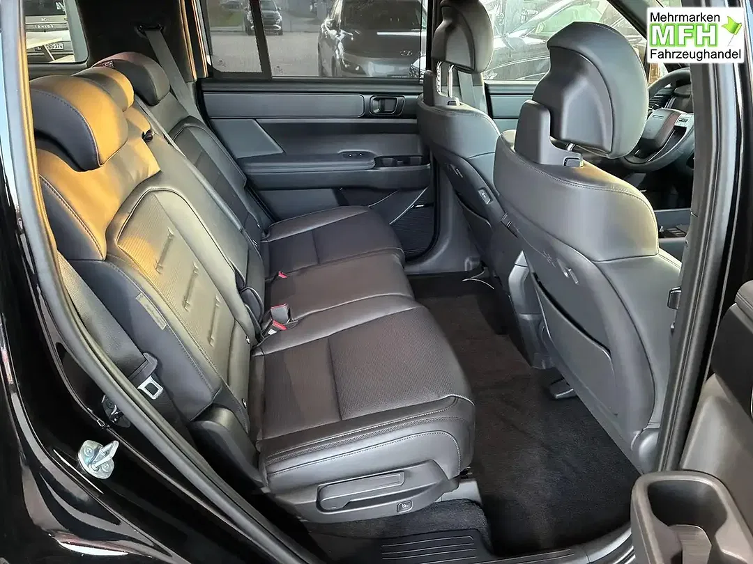 Hyundai SANTA FE - Thumbnail 12