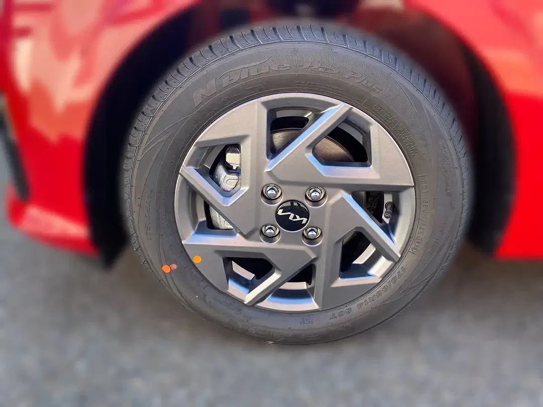 Kia Picanto - Thumbnail 8