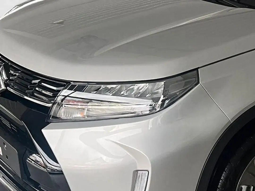 Suzuki Vitara - Thumbnail 5