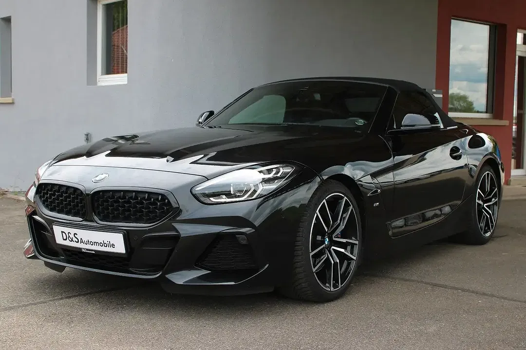 BMW Z4 - Thumbnail 2