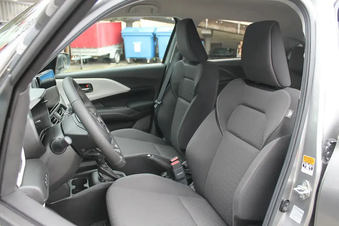 Suzuki Swift - Thumbnail 13