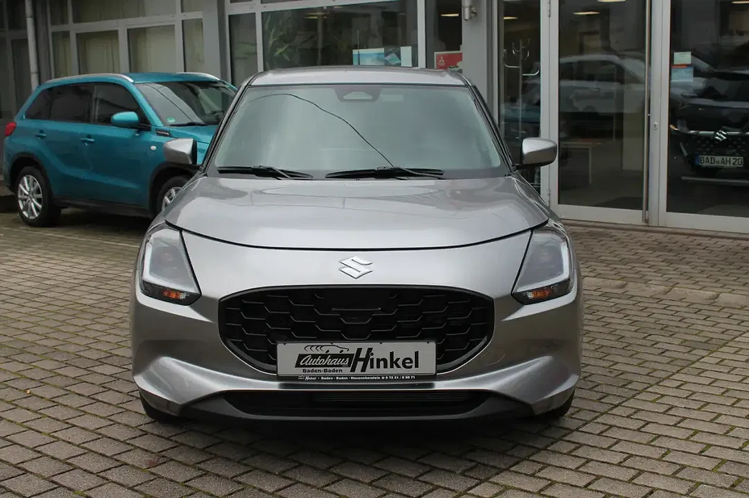 Suzuki Swift - Thumbnail 2
