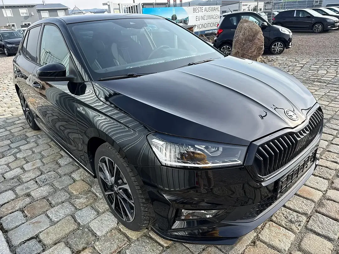 Skoda Fabia - Thumbnail 3