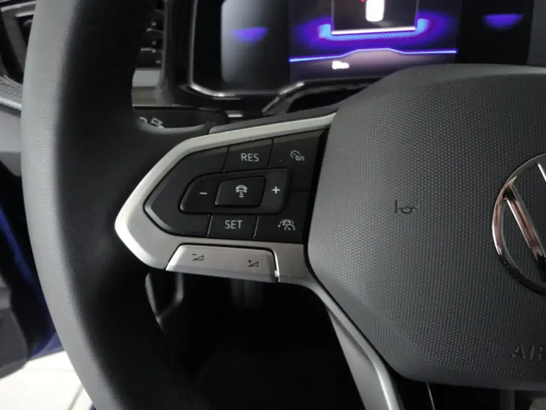 Volkswagen Polo - Thumbnail 6