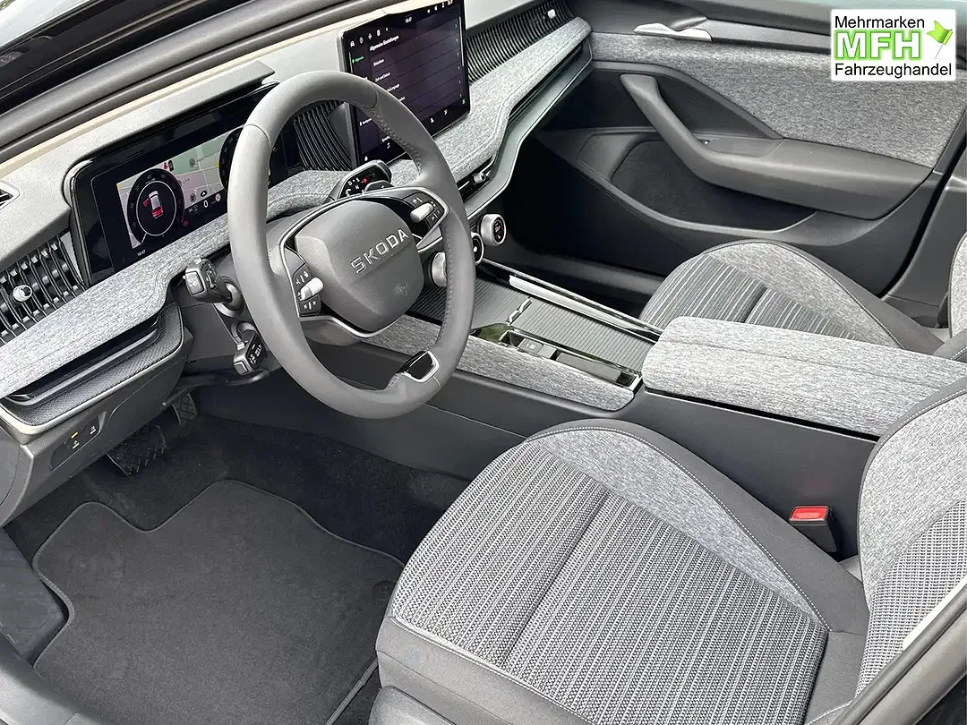 Skoda Superb - Thumbnail 8