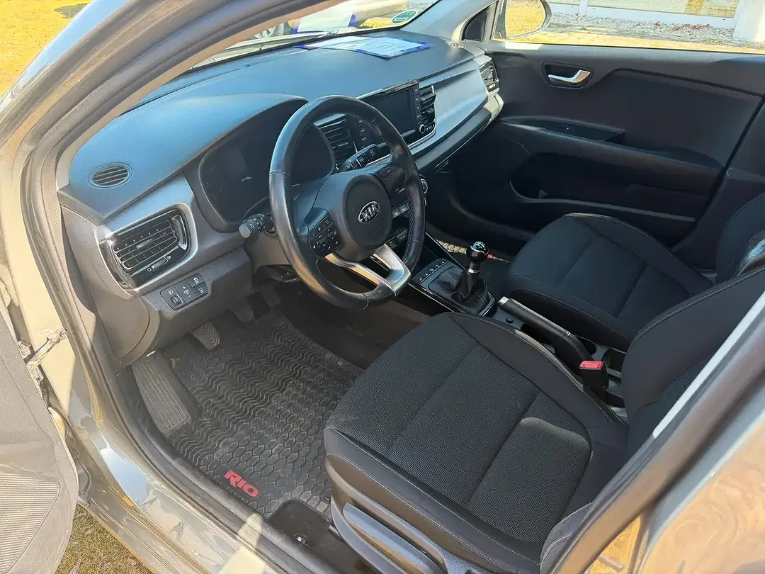 Kia Rio - Thumbnail 10