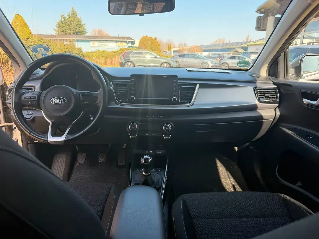 Kia Rio - Thumbnail 13