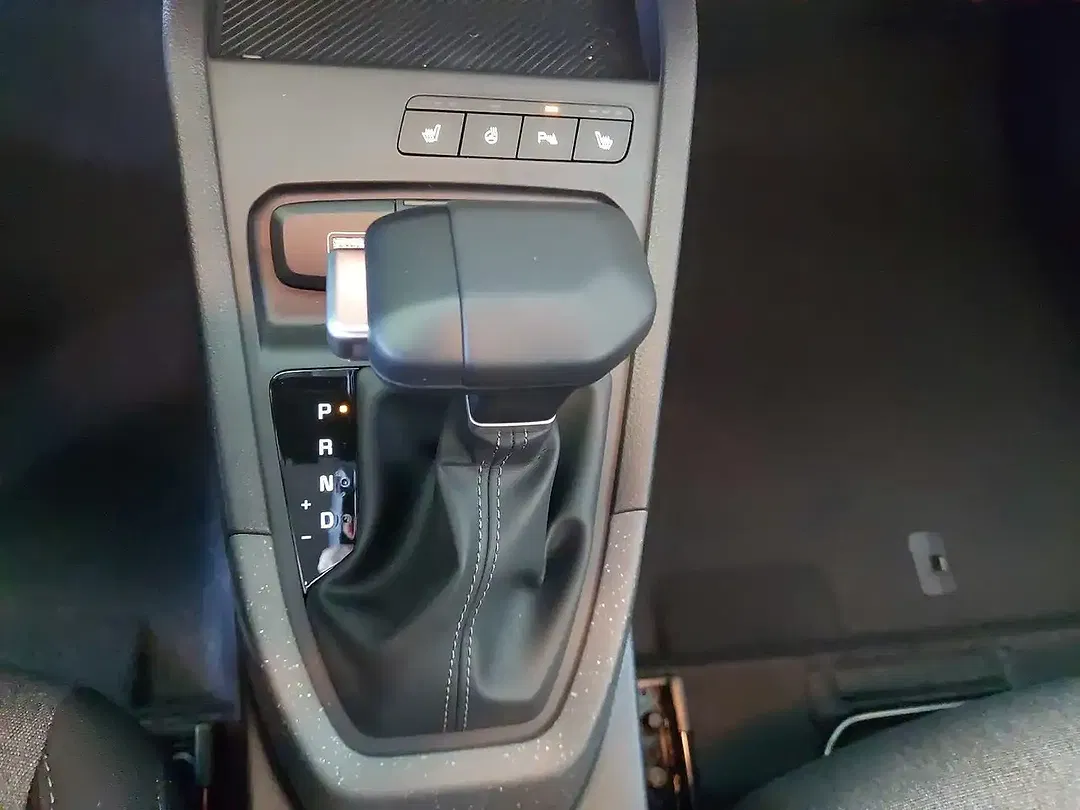 Kia Stonic - Thumbnail 12