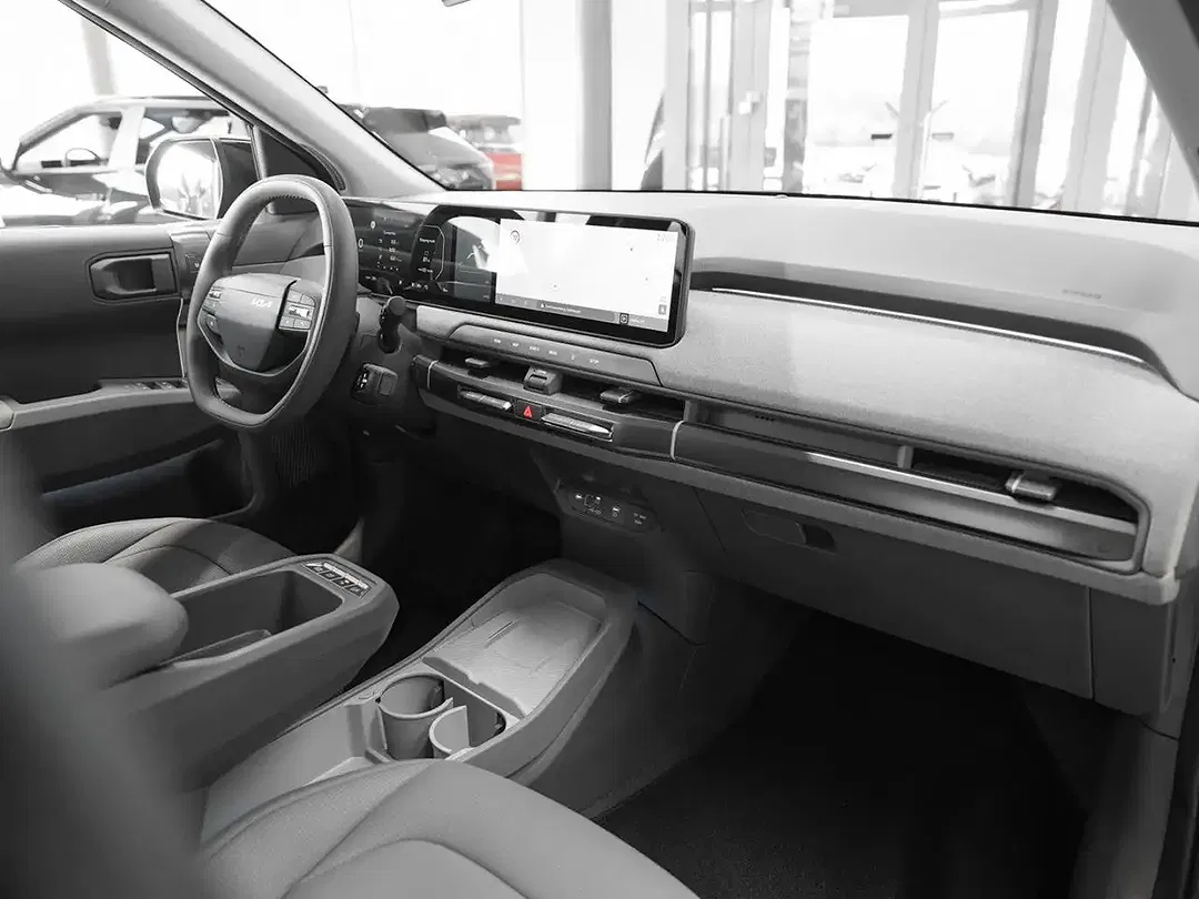 Kia EV3 - Thumbnail 8