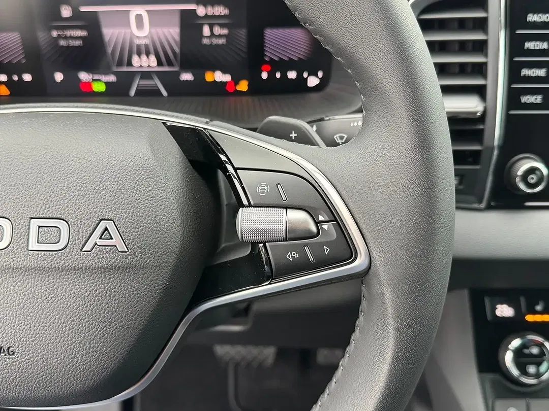 Skoda Karoq - Thumbnail 13