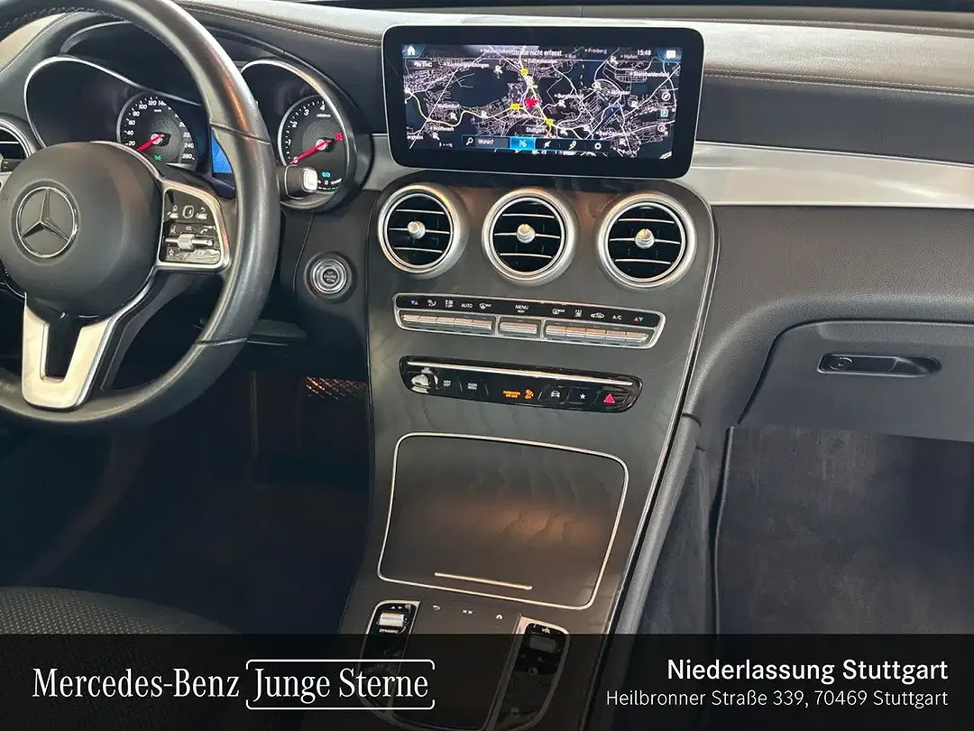 Mercedes-Benz GLC 300 - Thumbnail 12