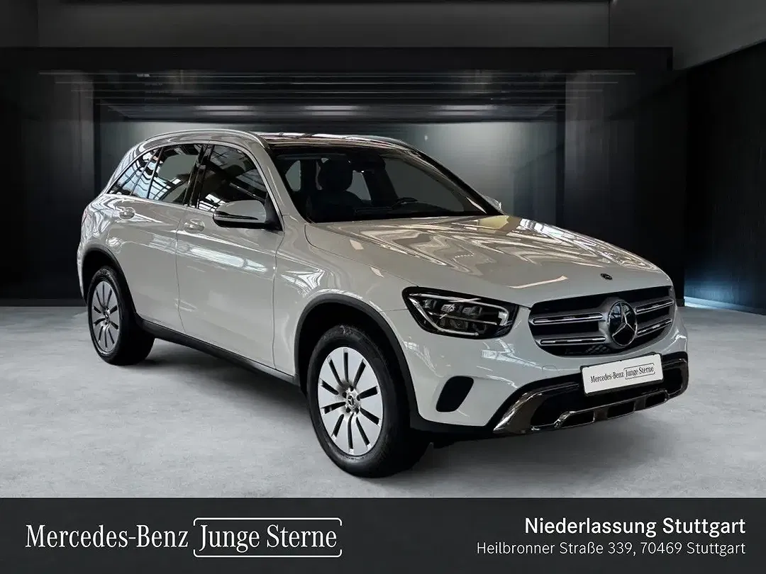 Mercedes-Benz GLC 300 - Thumbnail 4