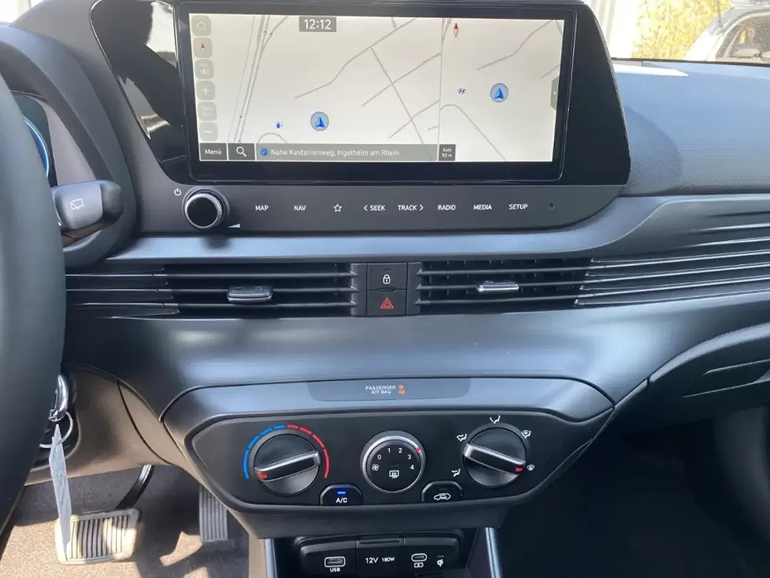 Hyundai i20 - Thumbnail 15