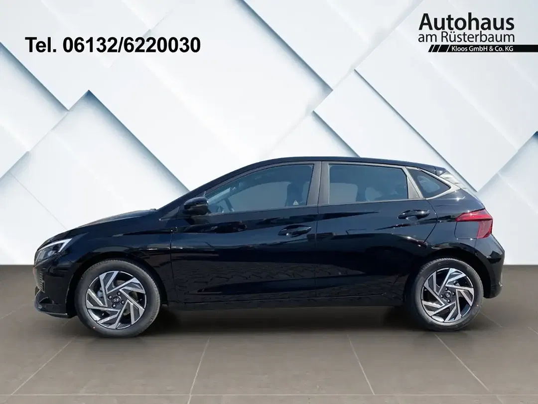 Hyundai i20 - Thumbnail 3
