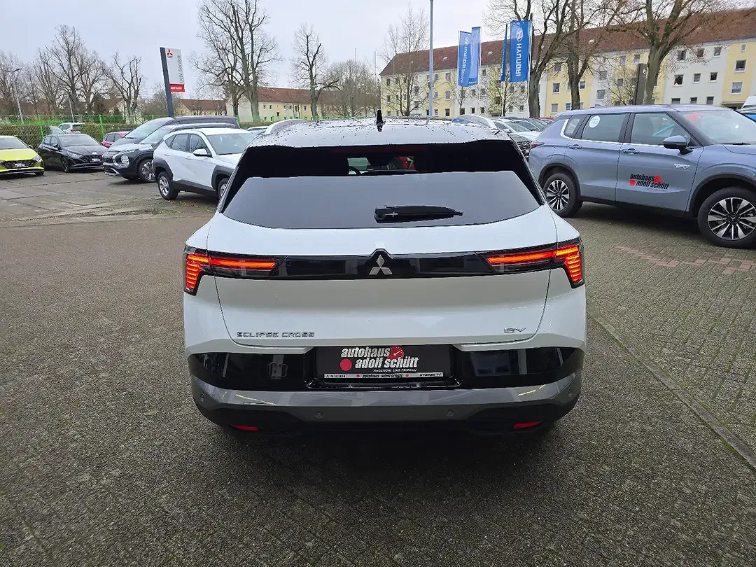 Mitsubishi Eclipse Cross - Thumbnail 5
