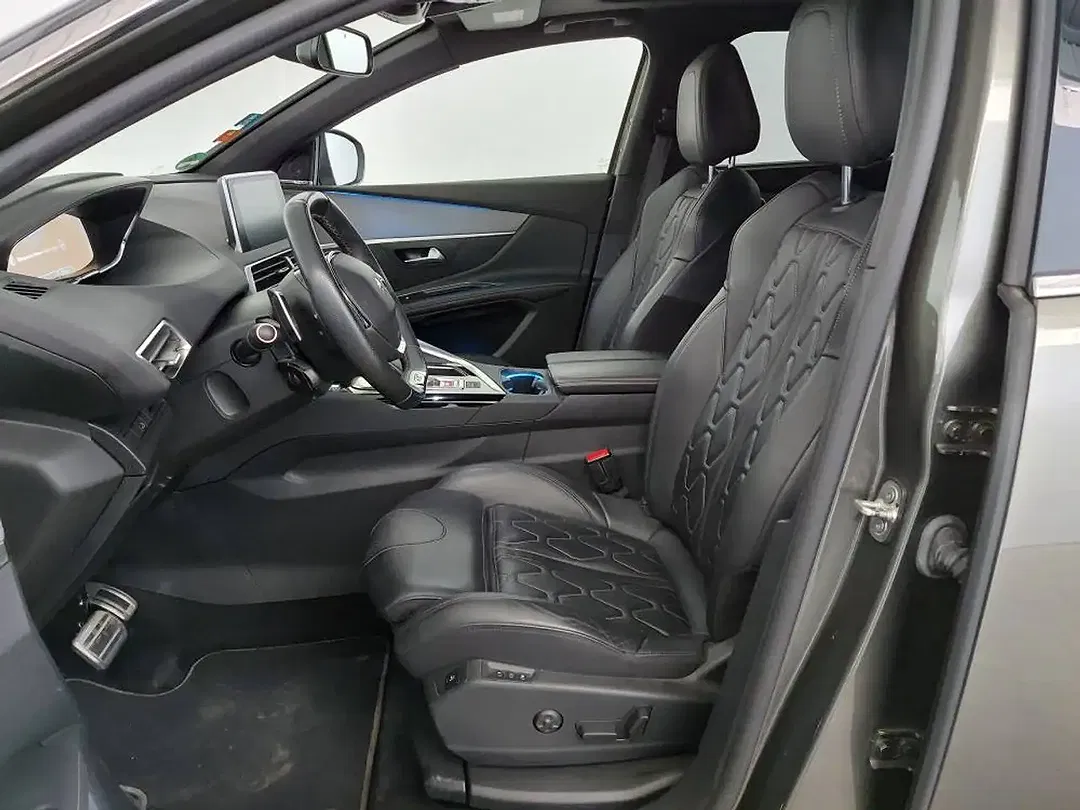 Peugeot 5008 - Thumbnail 6