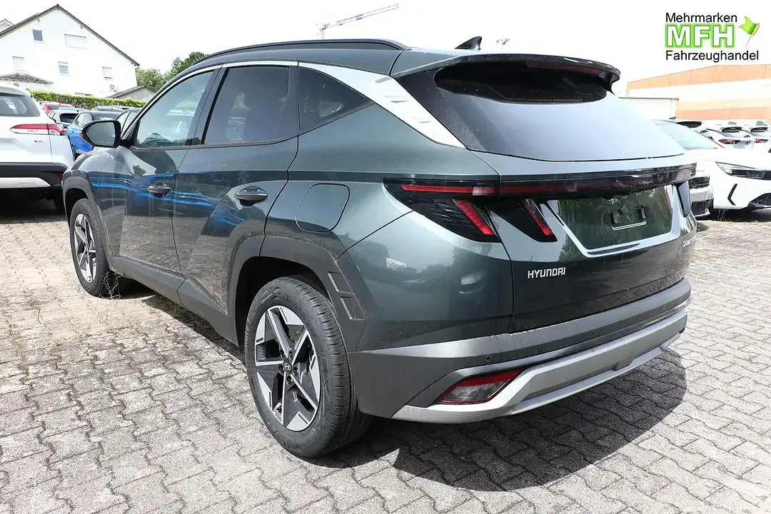 Hyundai TUCSON - Thumbnail 3