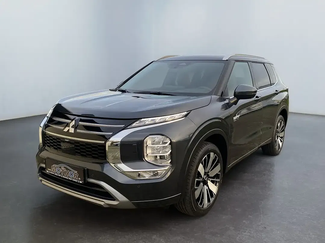 Mitsubishi Outlander - Thumbnail 2
